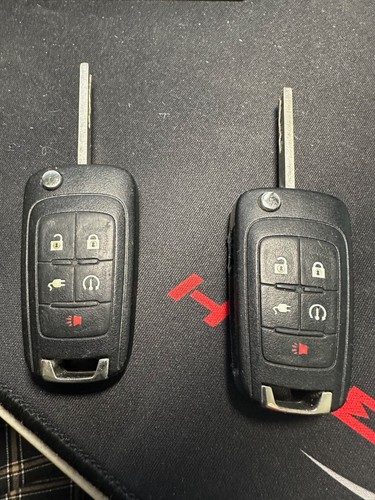 Remote flip car key fob - 2x,